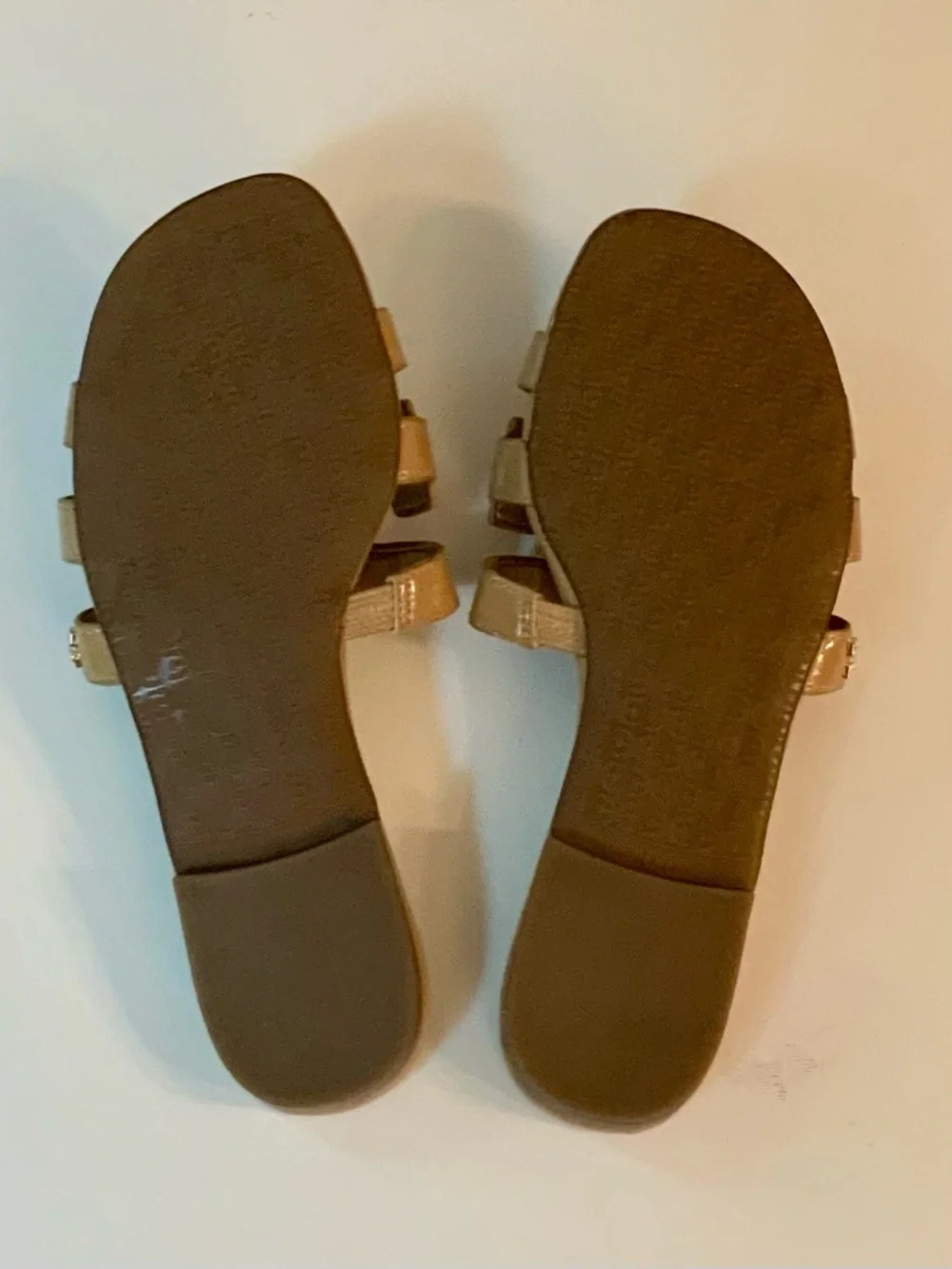Sam Edelman New York ‘Bay’ Patent Slide Sandals in Almond - Picture 6 of 12